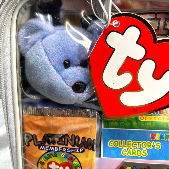 1999 Vintage TY RARE RETIRED Clubby BeanieBaby Official Club Platinum Member Kit - Picture 2 of 8